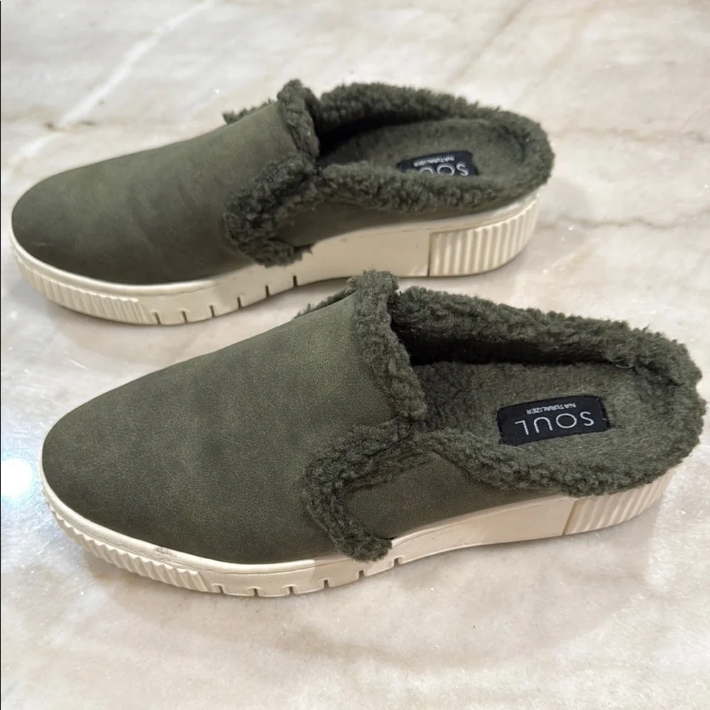 NATURALIZER Women’s Sole OliveGreen Slip-On Cozy Shoes Mules Size 8M